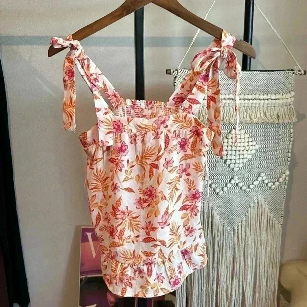 Hippie Rose Square-Neck Tie-Strap Smocked Top - Ivory Floral - Picture 2 of 5